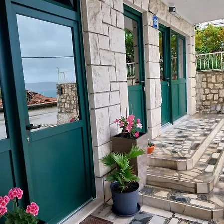 Sobe Kraft 2 Apartament Živogošće